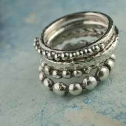 Chubby Pebble Ring