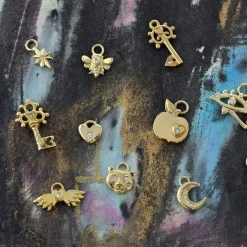 Gold & Diamond Classic Winged Heart Charm