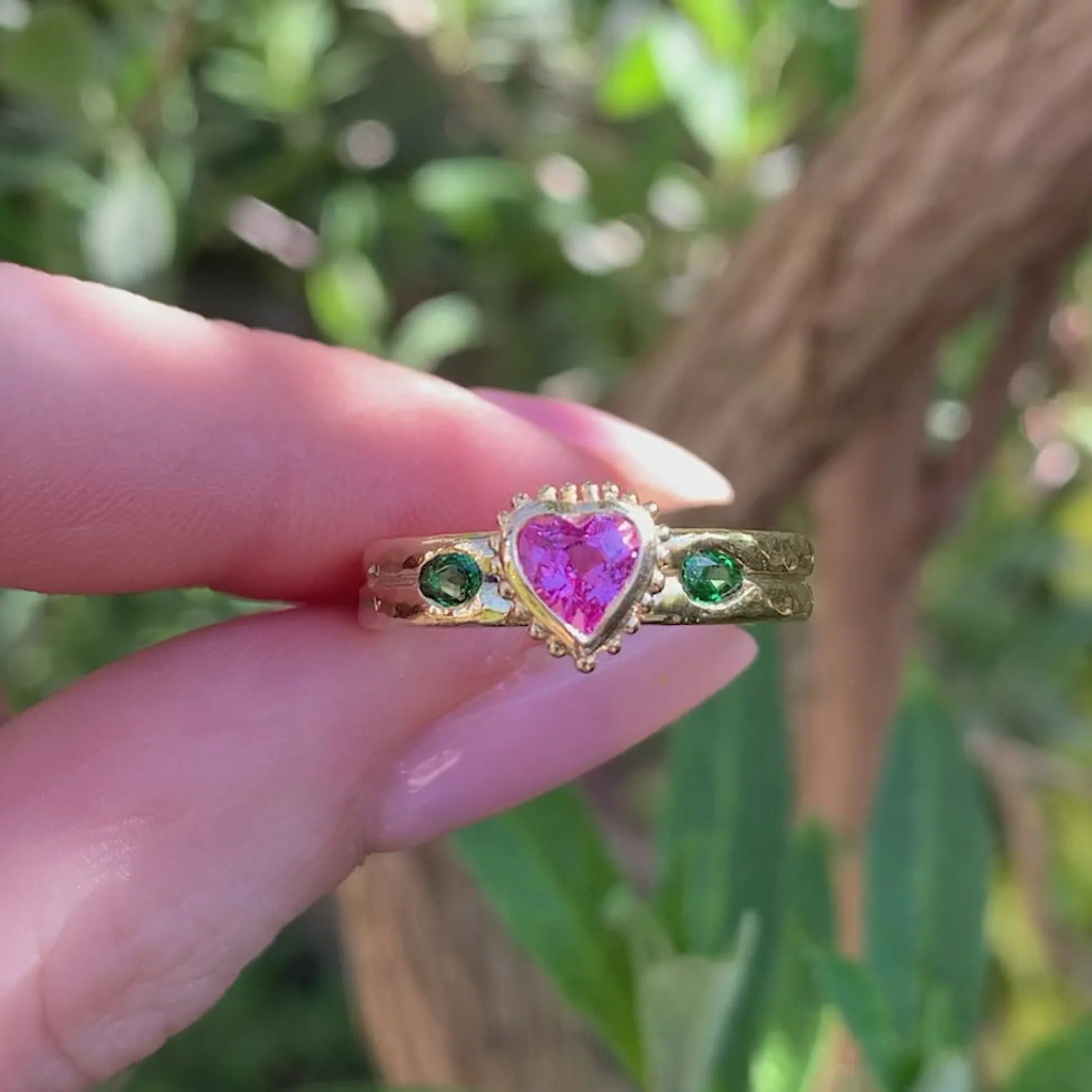 Mini Corisande Ring